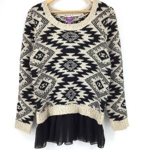 NEW Olivia M Aztec Print Pullover Sweater